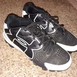 Boy's Under Armour Cleats